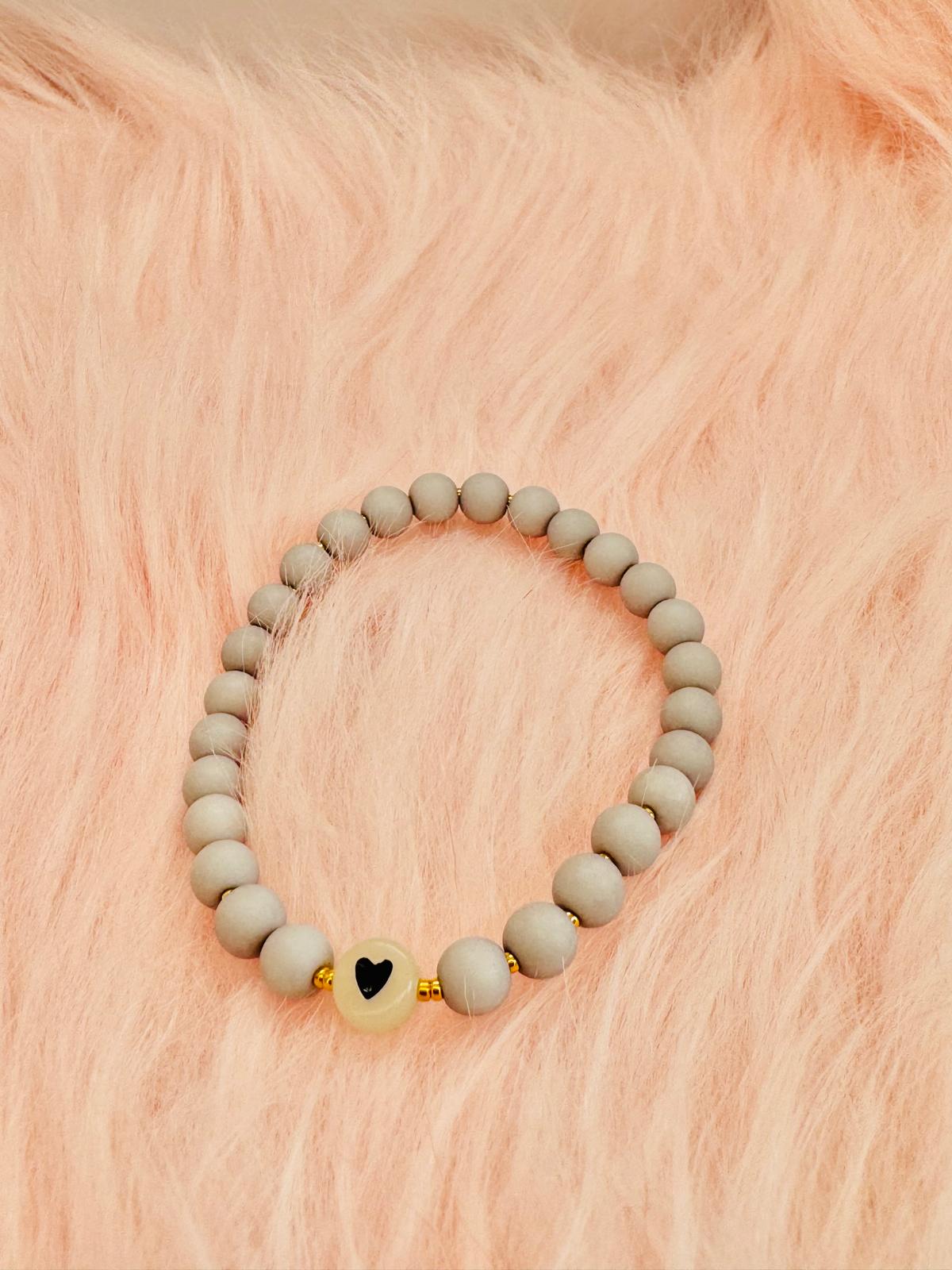 Bracelet Perles Grises et Dorées avec Cœur