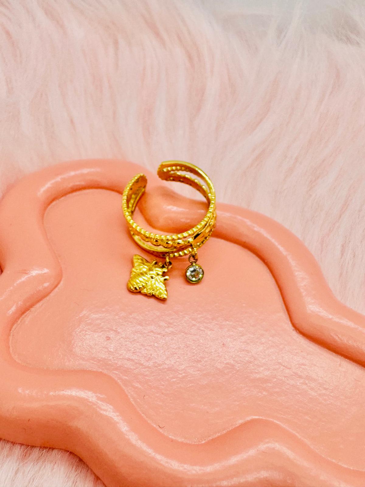 Bague dorée abeille.