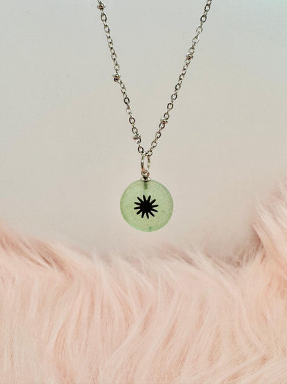 Collier en Acier Inoxydable avec Pendentif Soleil Doré Rose et argenté vert cendre