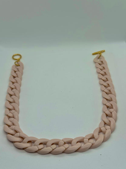 Collier en grosse maille mat rose vintage